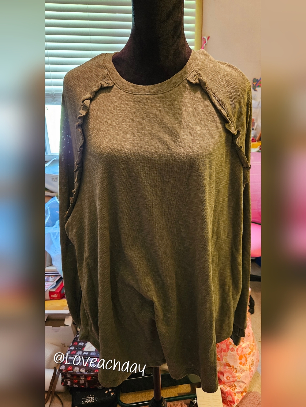 TORRID✨️Olive Green Women's Ruffle-Trim Long Sleeve Top